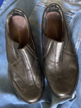hush puppies black slide on womans size 7 w 7w wide shoes seven